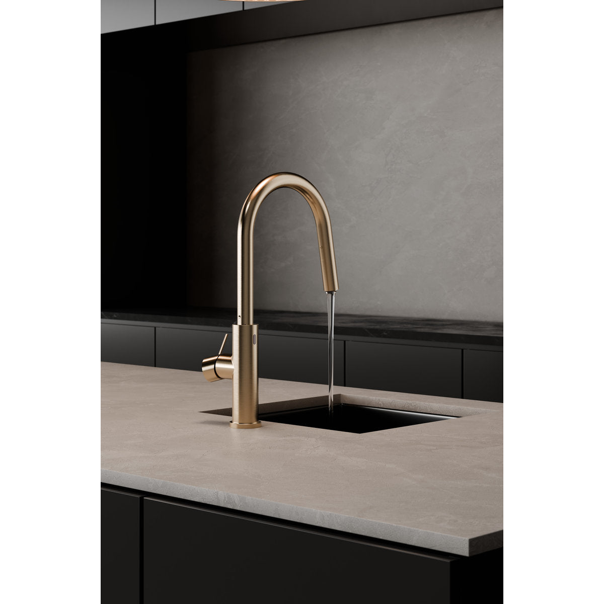 Mecca Pull Out Sink Mixer With Vegie Spray Function - Brushed Gold