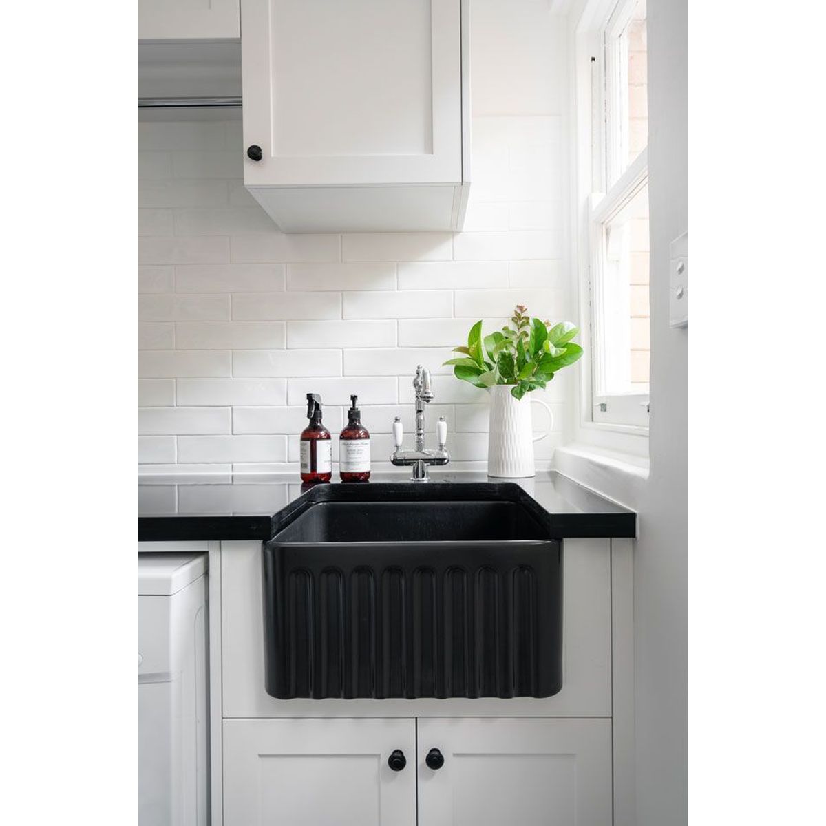 Novi 50X46 Fireclay Butler Sink - Matte Black