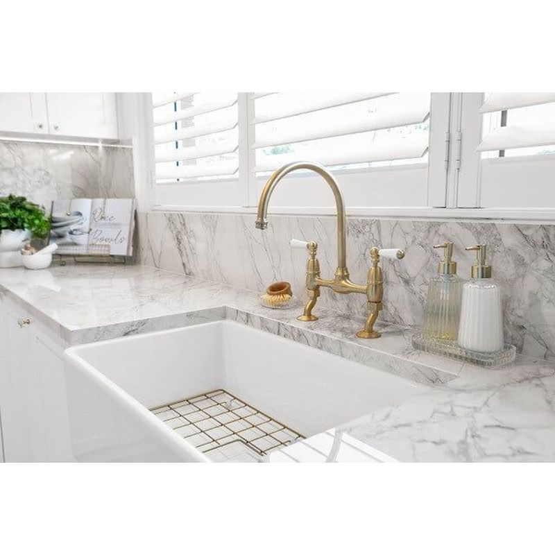 Novi 75X46 Stainless Steel Grid - Brushed Brass