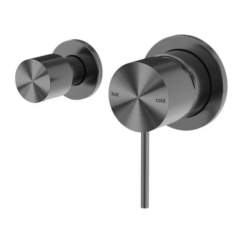 Mecca Shower Mixer With Horizontal 2 Way Divertor in Gun Metal