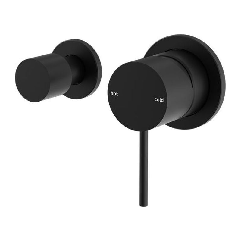Mecca Shower Mixer With Horizontal 2 Way Divertor in Matte Black