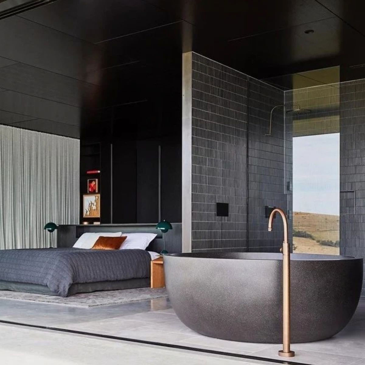 Romeo 1350mm Freestanding Bathtub
