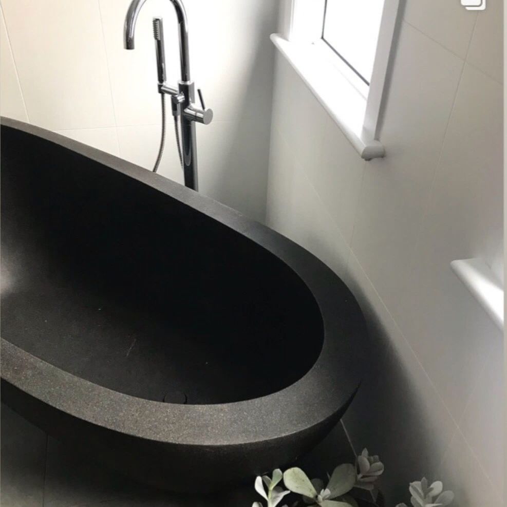Autumn 1500mm Freestanding Bathtub