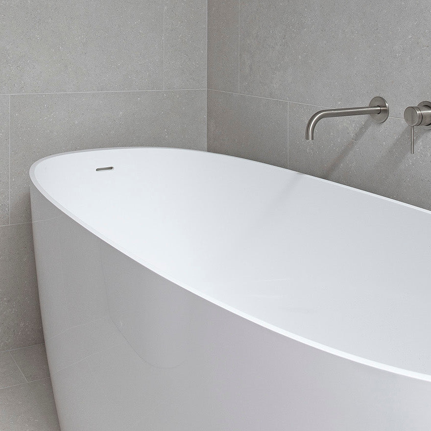 Submerge Bathtub - Gloss White