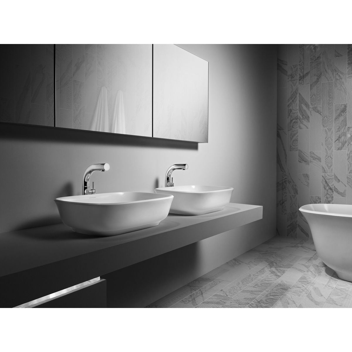 Victoria + Albert Amiata 60 Basin, Gloss White
