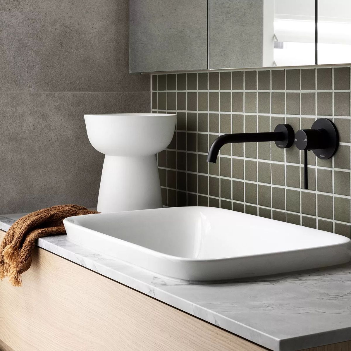 Vivid Slimline SwitchMix Shower/Wall Mixer, Matte Black